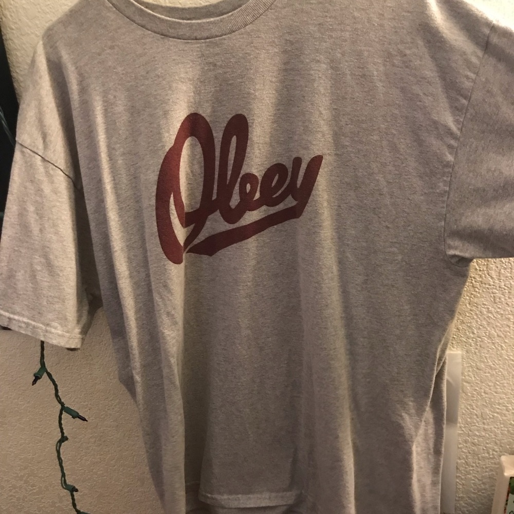 Obey t-shirt XL